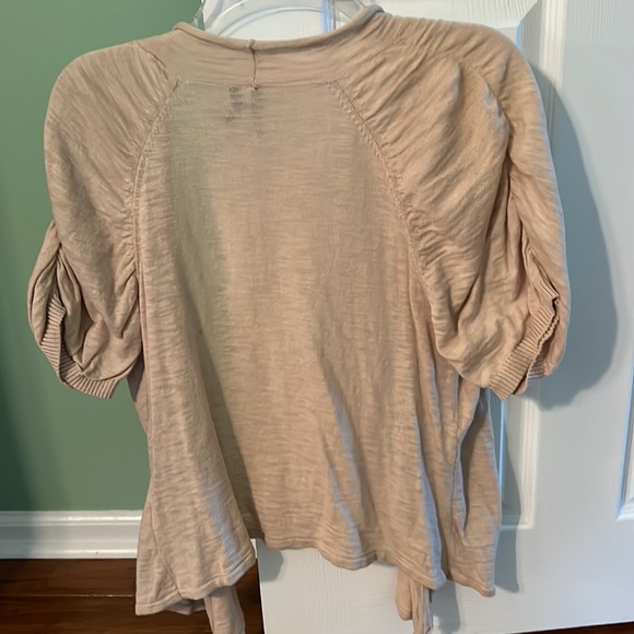 Take Out Cardigan - Picture 2 of 3